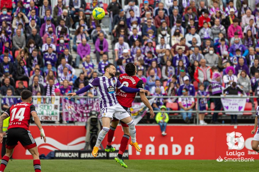 Fotos: El Mirandés cae ante el Real Valladolid en Anduva