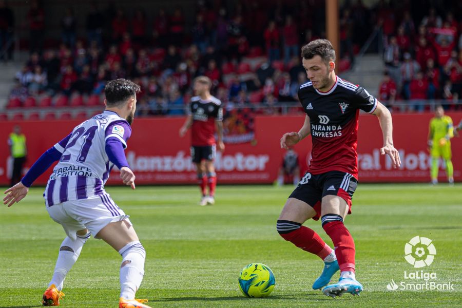 Fotos: El Mirandés cae ante el Real Valladolid en Anduva