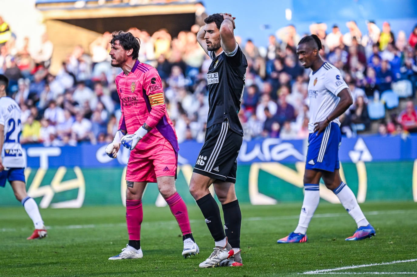 Fotos: Sin goles en La Romareda