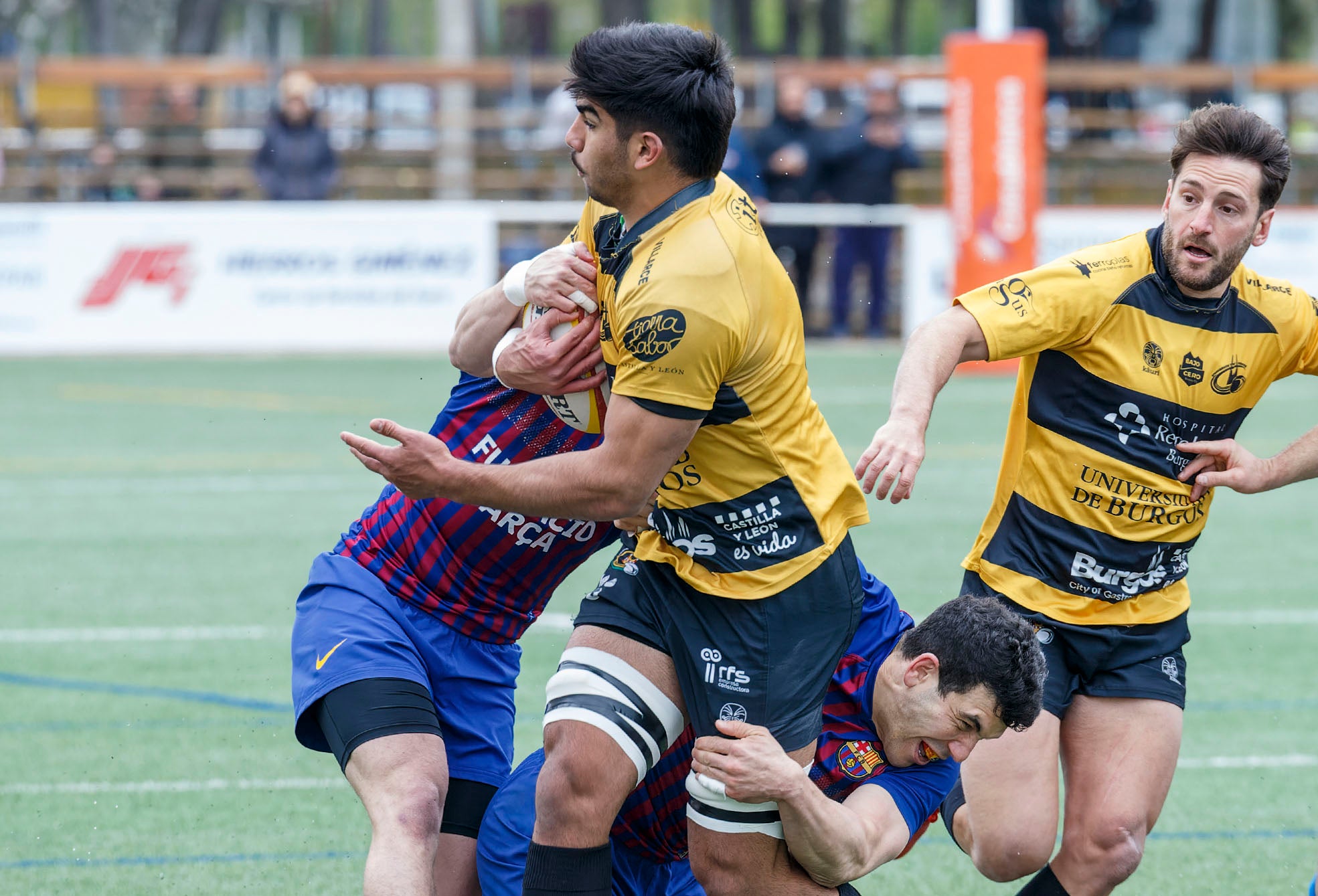 Fotos: Victoria del Recoletas Burgos frente al Barça a Rugbi