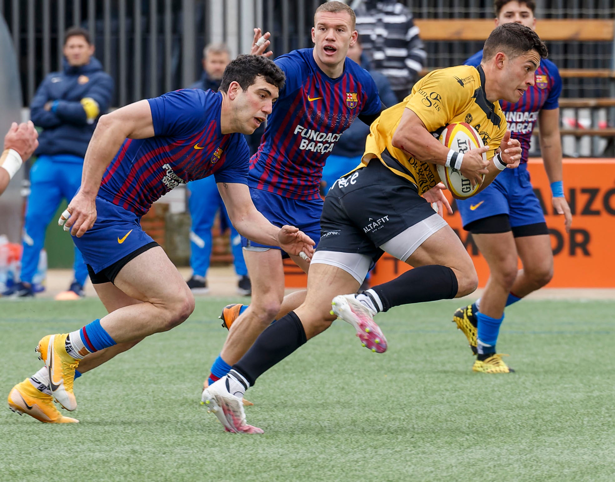 Fotos: Victoria del Recoletas Burgos frente al Barça a Rugbi