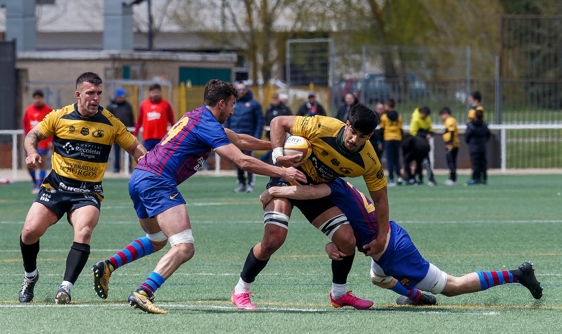 Fotos: Victoria del Recoletas Burgos frente al Barça a Rugbi