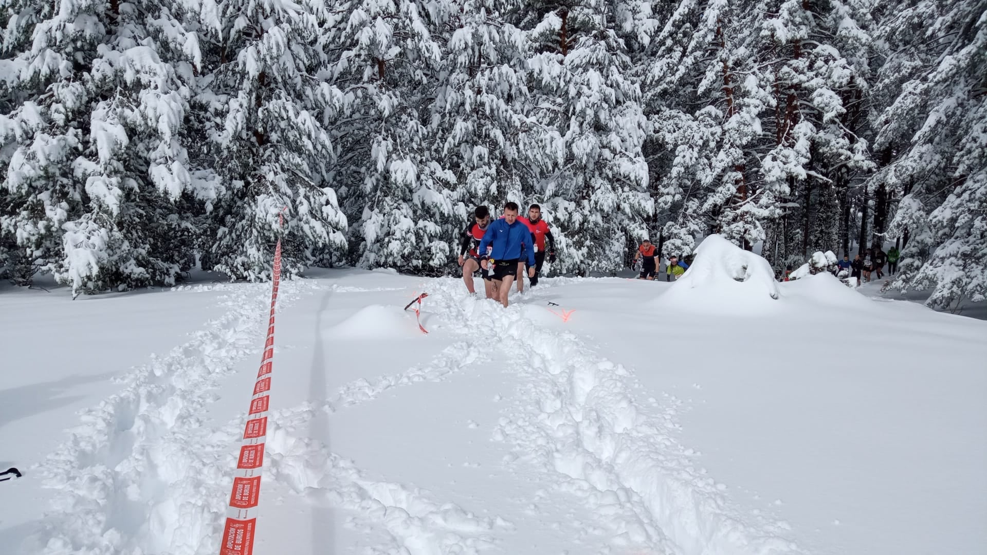 Fotos: La Muñalba Trail lleva a lleva a los participantes al límite en Regumiel de la Sierra