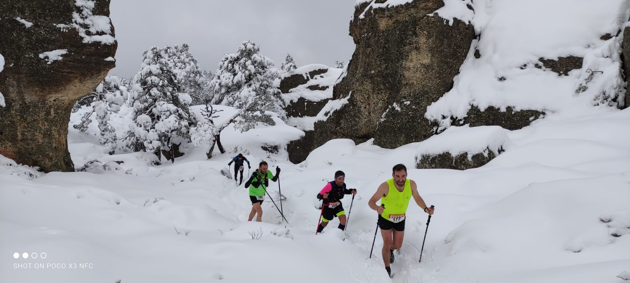 Fotos: La Muñalba Trail lleva a lleva a los participantes al límite en Regumiel de la Sierra