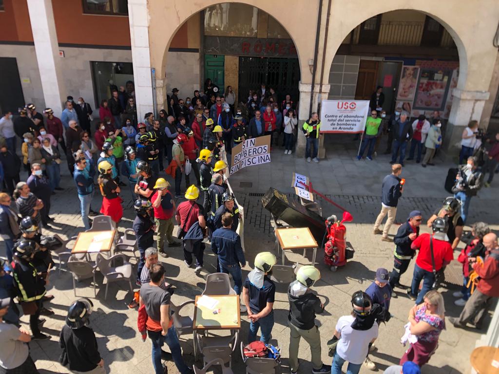 Fotos: Los Bomberos de Aranda vuelven a la calle