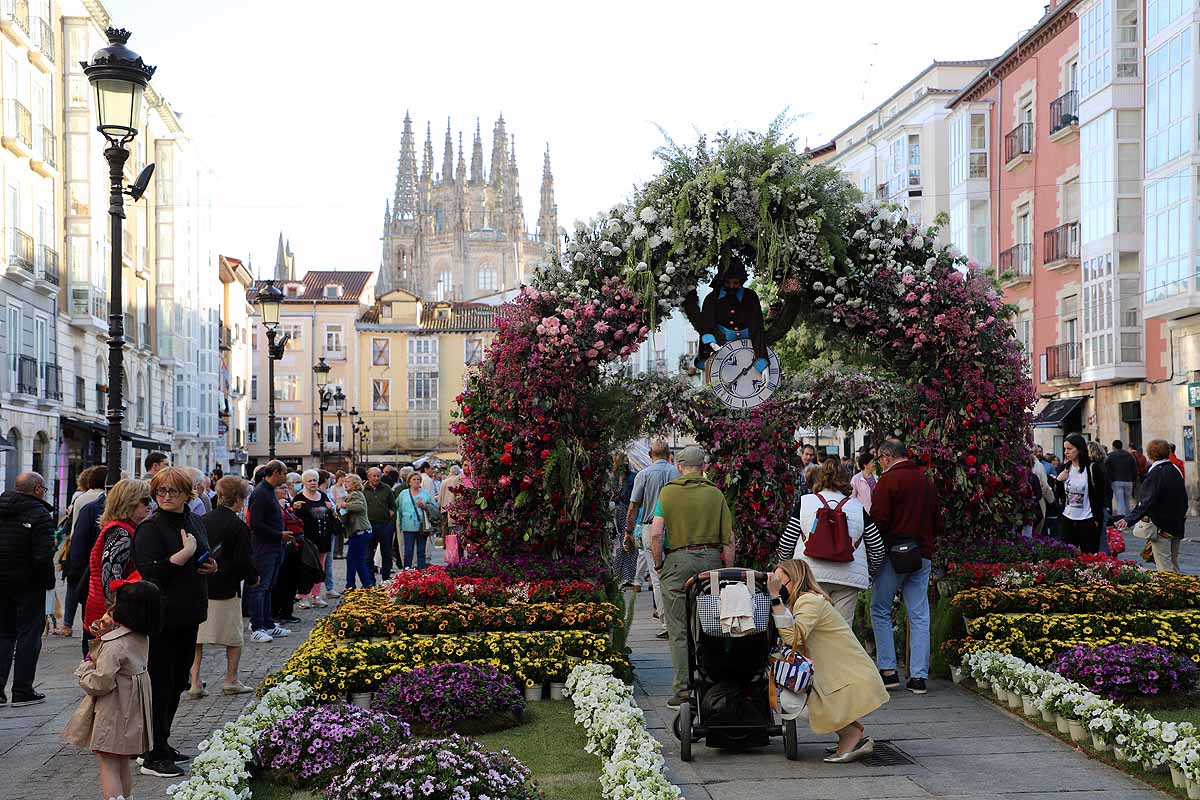 Fotos: La primavera invade Burgos con el regreso de la Fiesta de las Flores