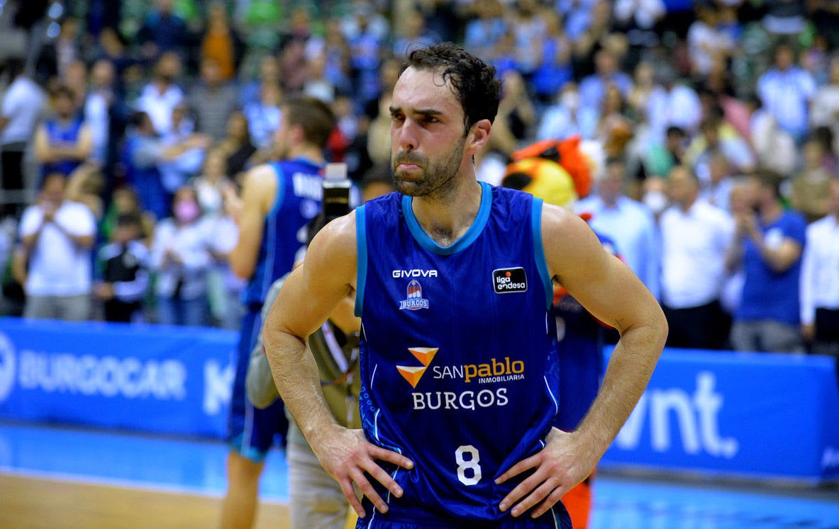 Imágenes del encuentro entre el San Pablo Burgos y el Fuenlabrada en el Coliseum