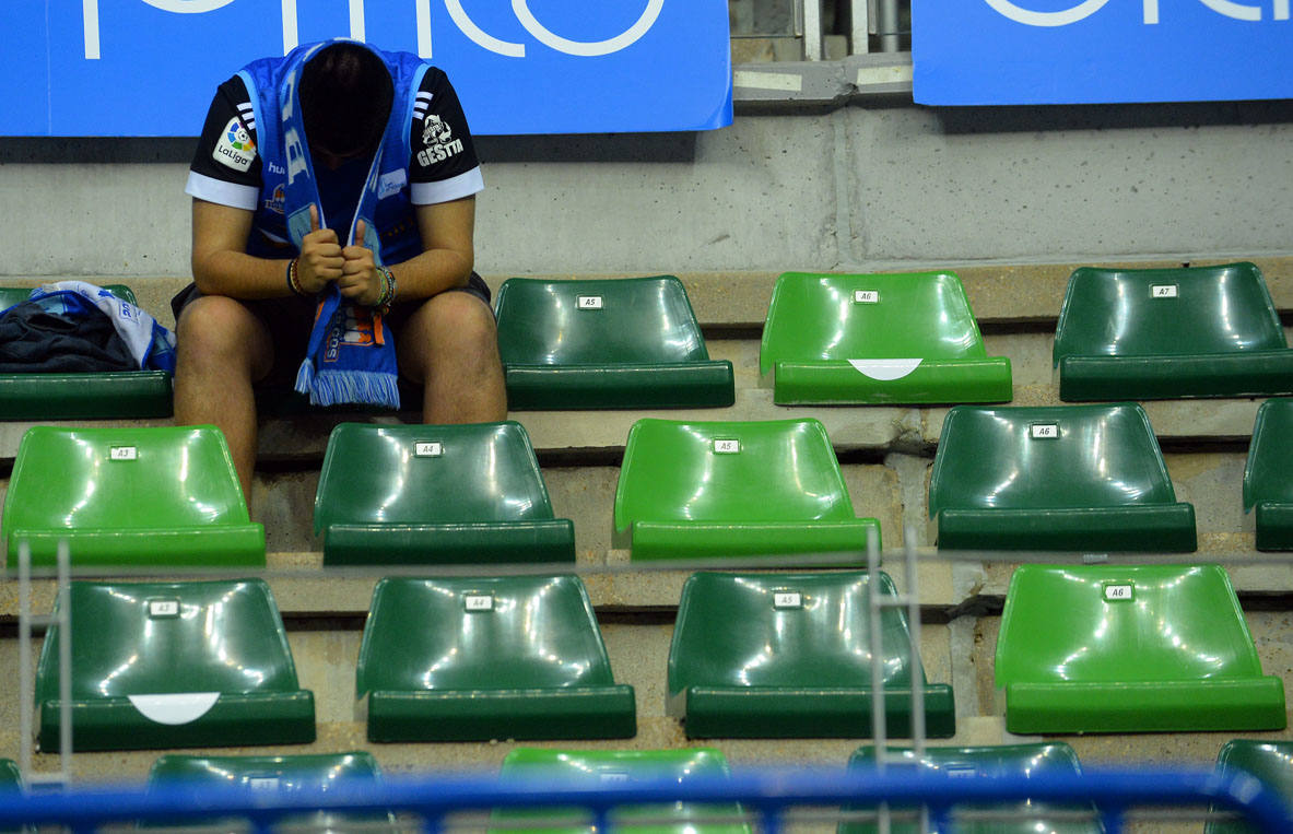 Imágenes del encuentro entre el San Pablo Burgos y el Fuenlabrada en el Coliseum