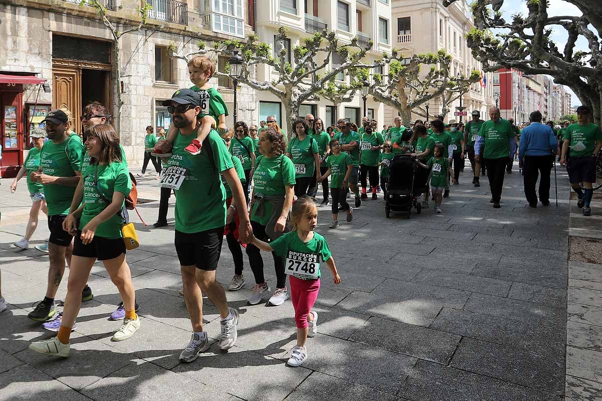 Fotos: Burgos responde con un apoyo absoluto el regreso de la Marcha contra el cáncer