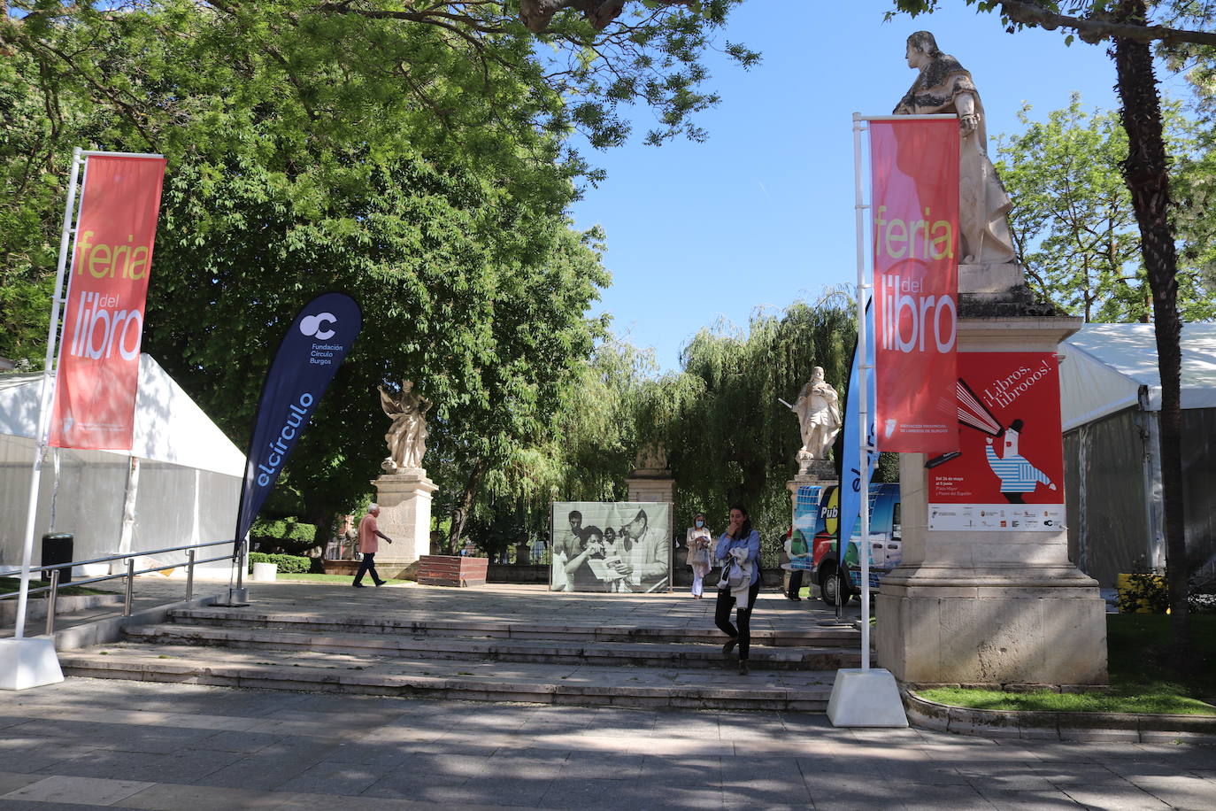 Fotos: Arranca la Feria del Libro de Burgos