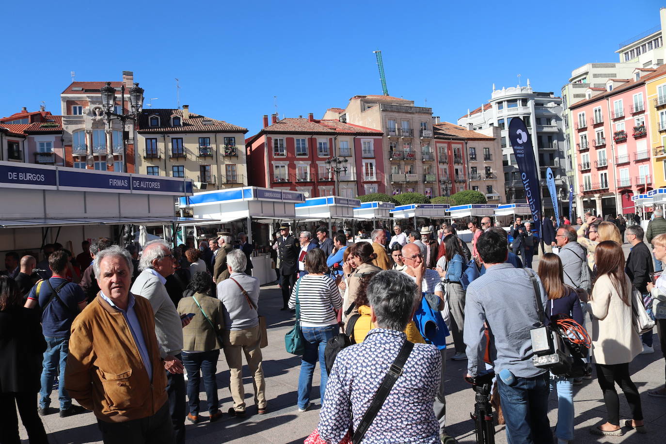 Fotos: Arranca la Feria del Libro de Burgos