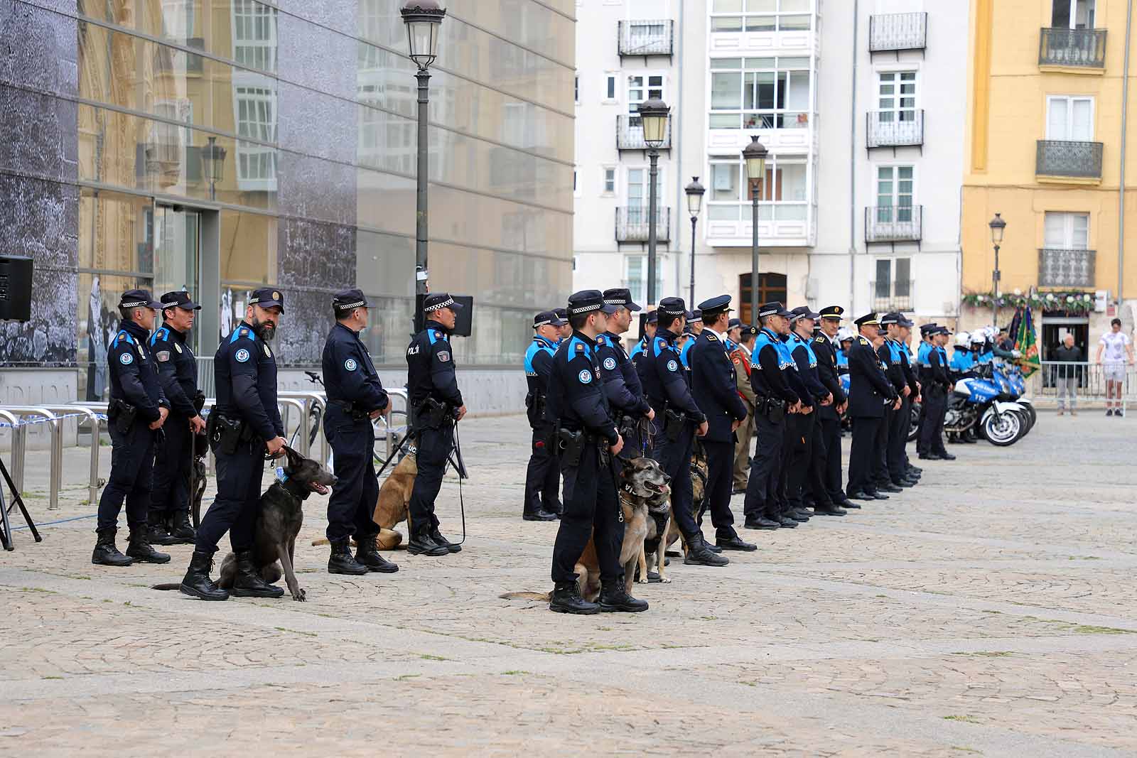 Fotos: La Policía Local homenajea a sus fallecidos en acto de servicio