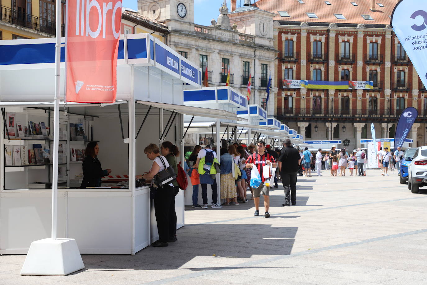 Miles de burgaleses han disfrutado durante once días de espectáculos y actividades para disfrutar de la literatura y el buen tiempo en el centro de la ciudad