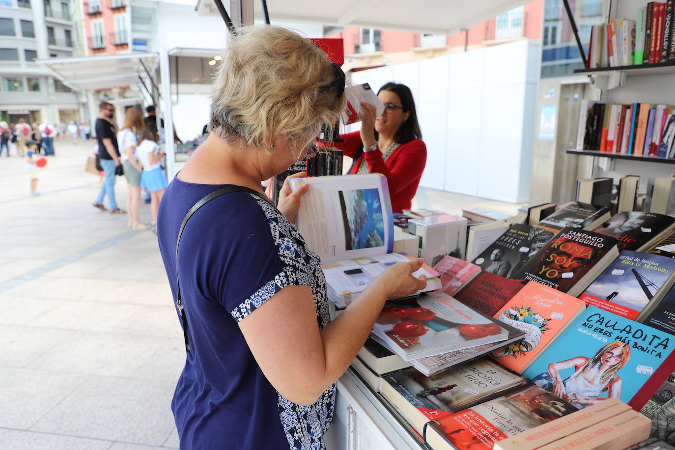 Miles de burgaleses han disfrutado durante once días de espectáculos y actividades para disfrutar de la literatura y el buen tiempo en el centro de la ciudad