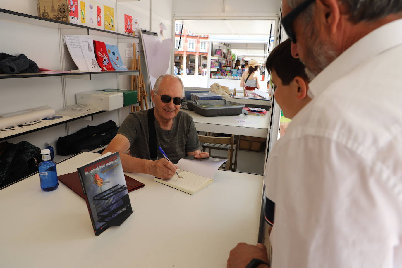 Miles de burgaleses han disfrutado durante once días de espectáculos y actividades para disfrutar de la literatura y el buen tiempo en el centro de la ciudad