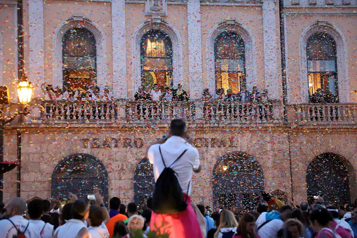 Fotos: Arrancan los Sampedros de Burgos con el pregón y el Lanzamiento de la Bota