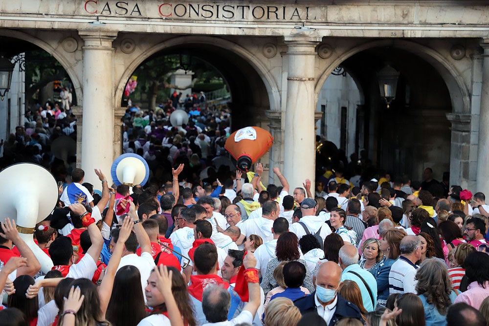 Fotos: Arrancan los Sampedros de Burgos con el pregón y el Lanzamiento de la Bota