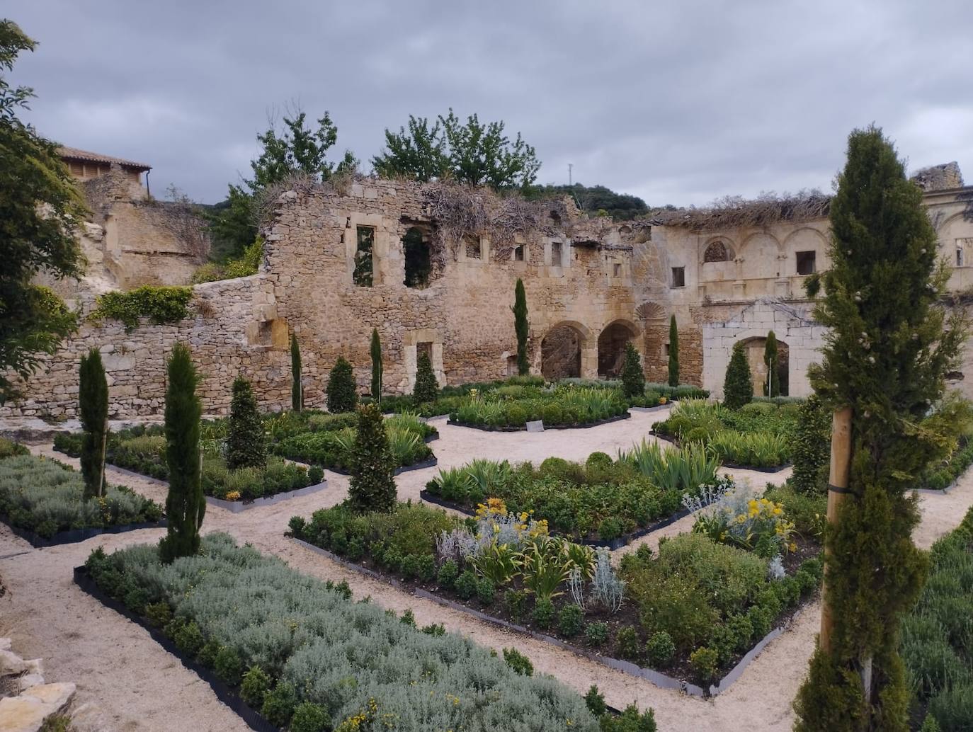 Fotos: El jardín más famoso de Las Merindades