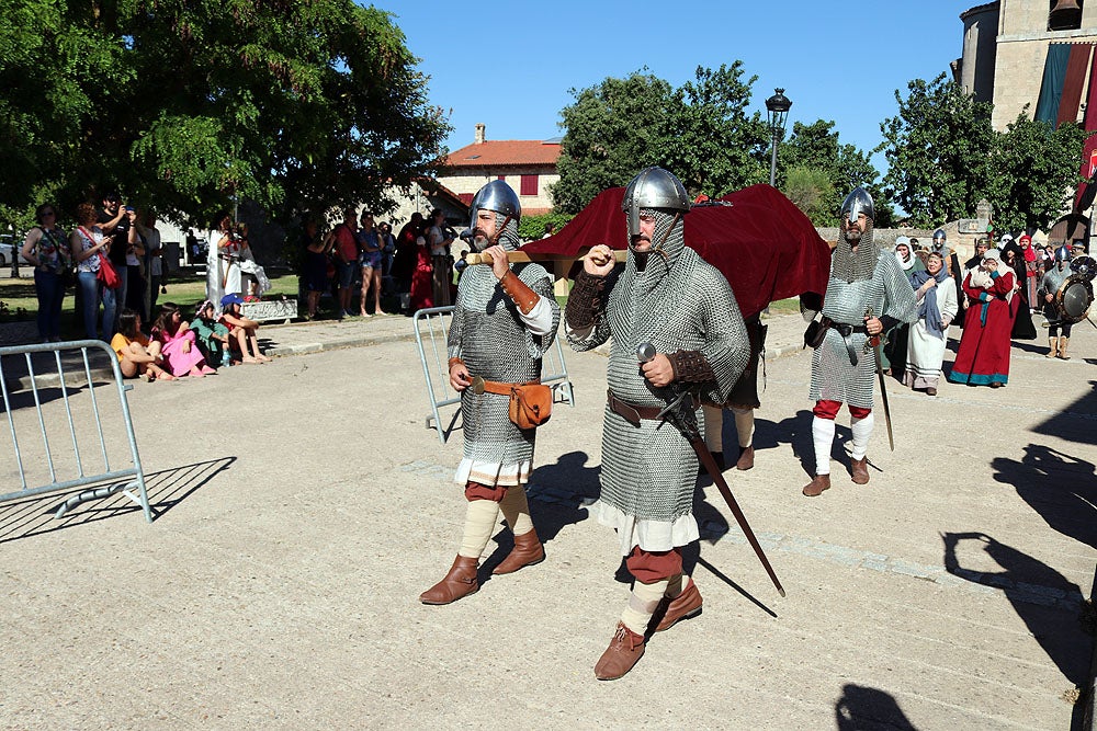 Fotos: Cortejo fúnebre del Cid Campeador en Vivar del Cid