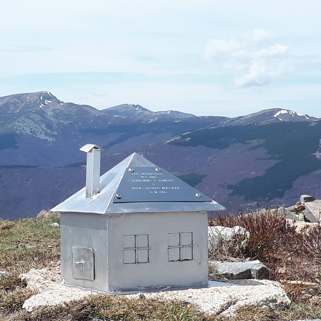 Fotos: Ladera Sur Cara Norte, el nuevo club de montaña de la Sierra de la Demanda