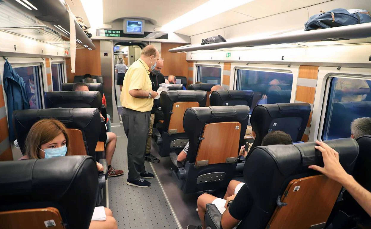 se permiten perros en los trenes de amtrak