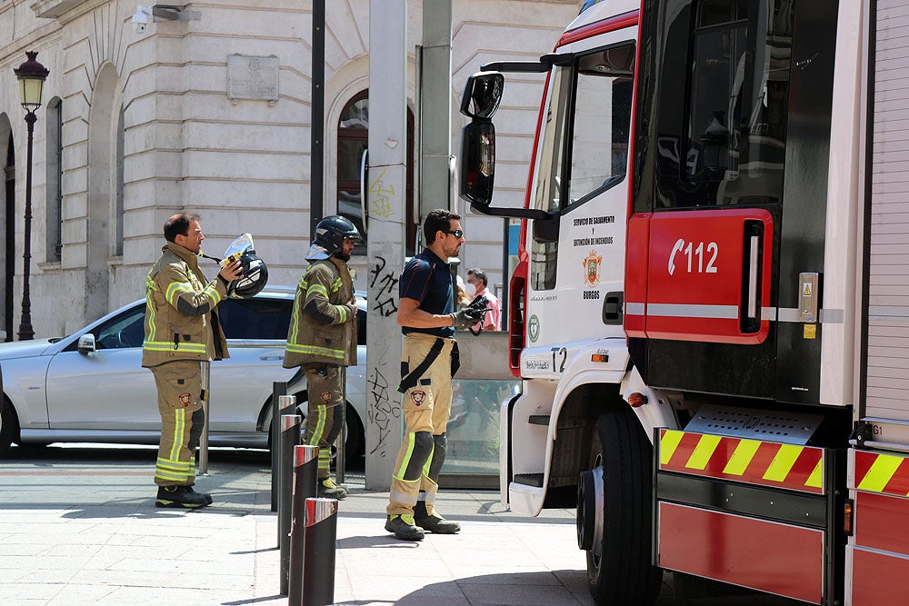 Fotos: Susto en el aparcamiento de la Plaza Mayor