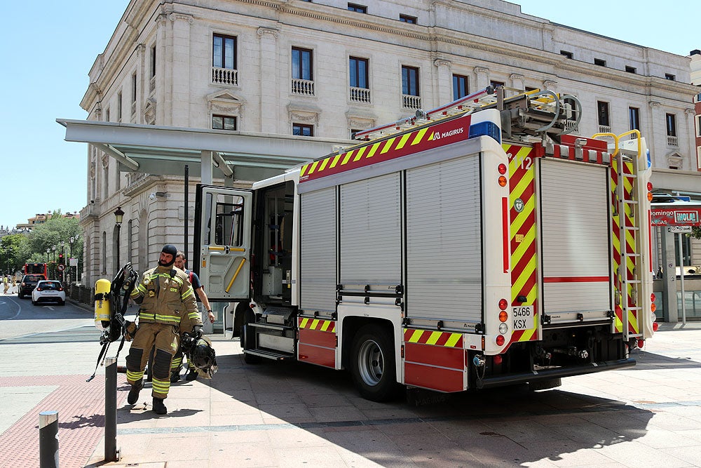 Fotos: Susto en el aparcamiento de la Plaza Mayor