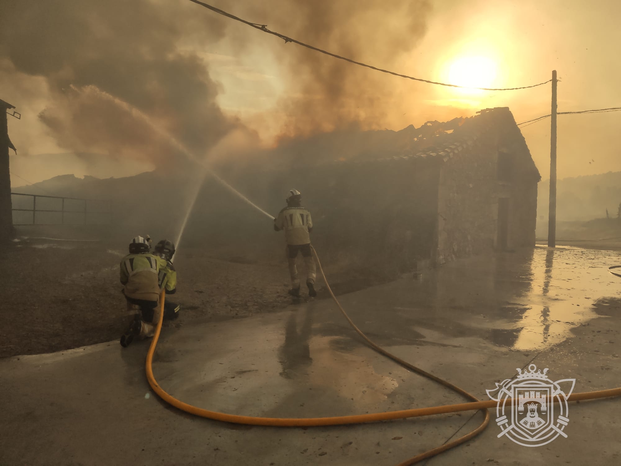 Fotos: Los Bomberos de Burgos en el incendio de Quintanilla del Coco