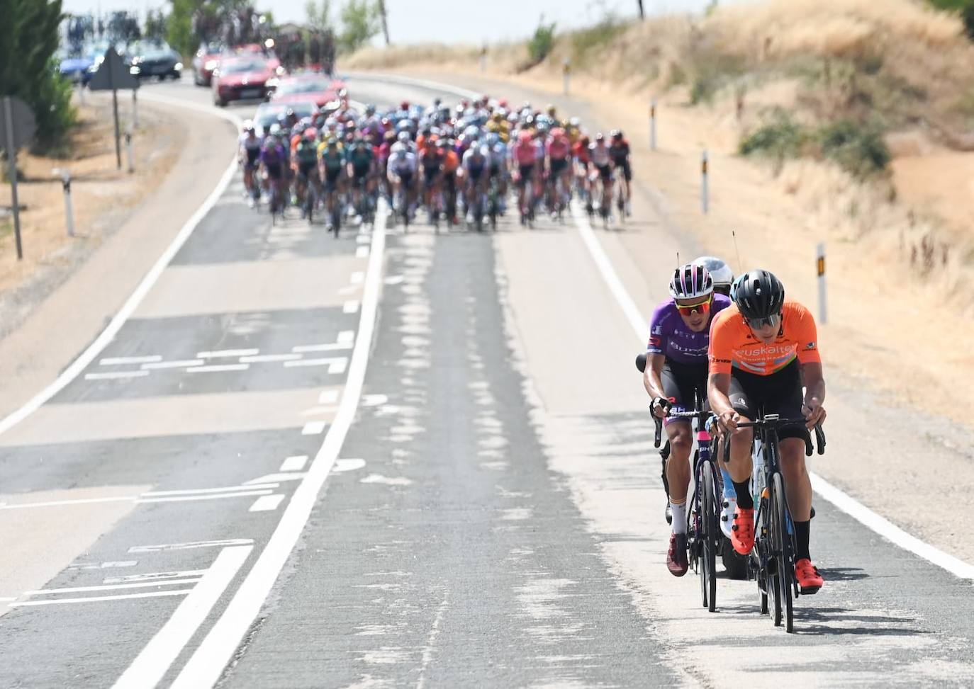 Imágenes de la segunda etapta de la Vuelta a Burgos entre Vivar del Cid y Villadiego