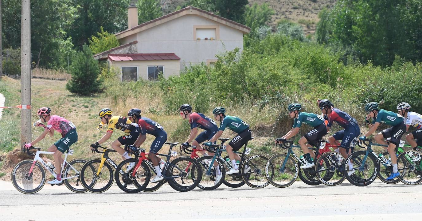 Imágenes de la segunda etapta de la Vuelta a Burgos entre Vivar del Cid y Villadiego