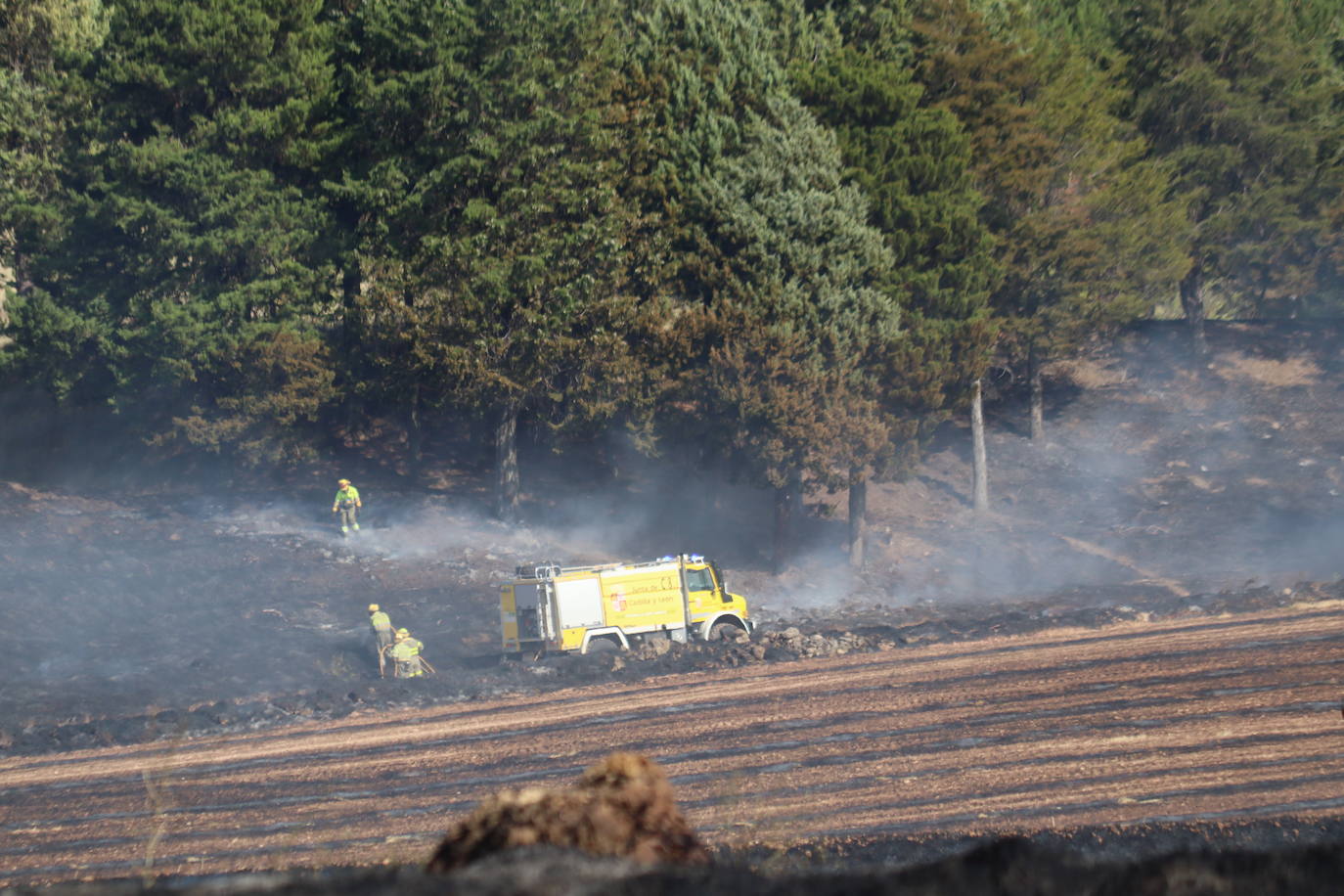 Tierra quemada en el cerro de San Miguel tras el incendio de Fuentecillas