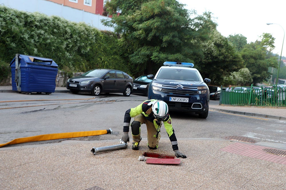 Fotos: Incendio en el Parque del Castillo de Burgos