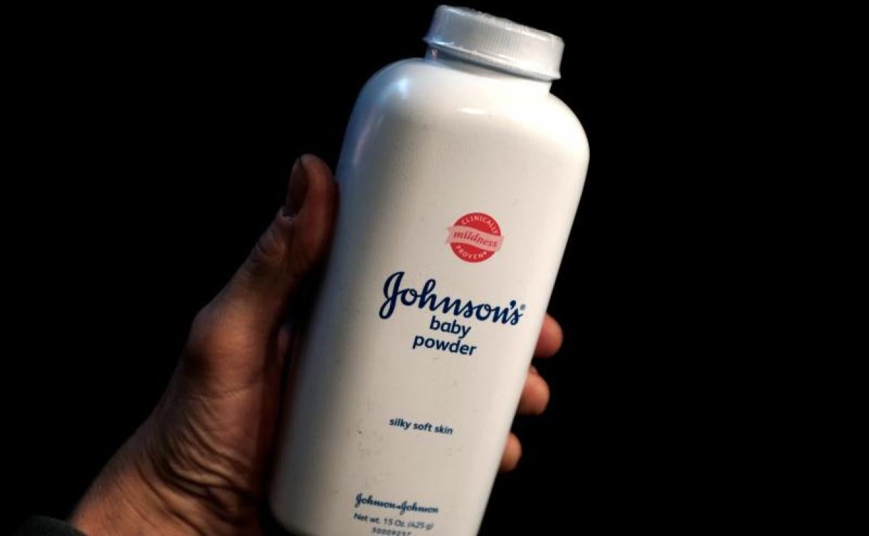 Johnson & Johnson retira del mercado su polvo de talco