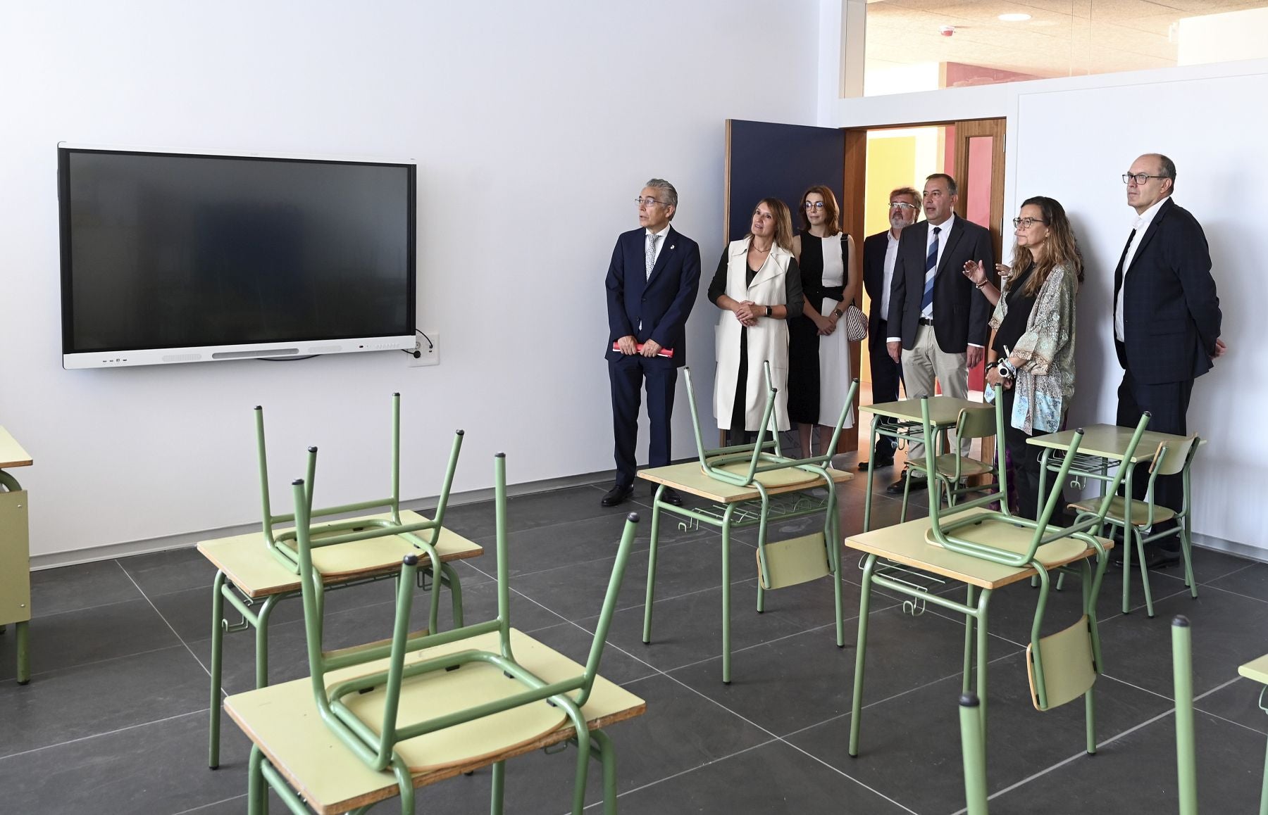 Fotos: El nuevo colegio de Villímar ya está preparado para entrar en servicio