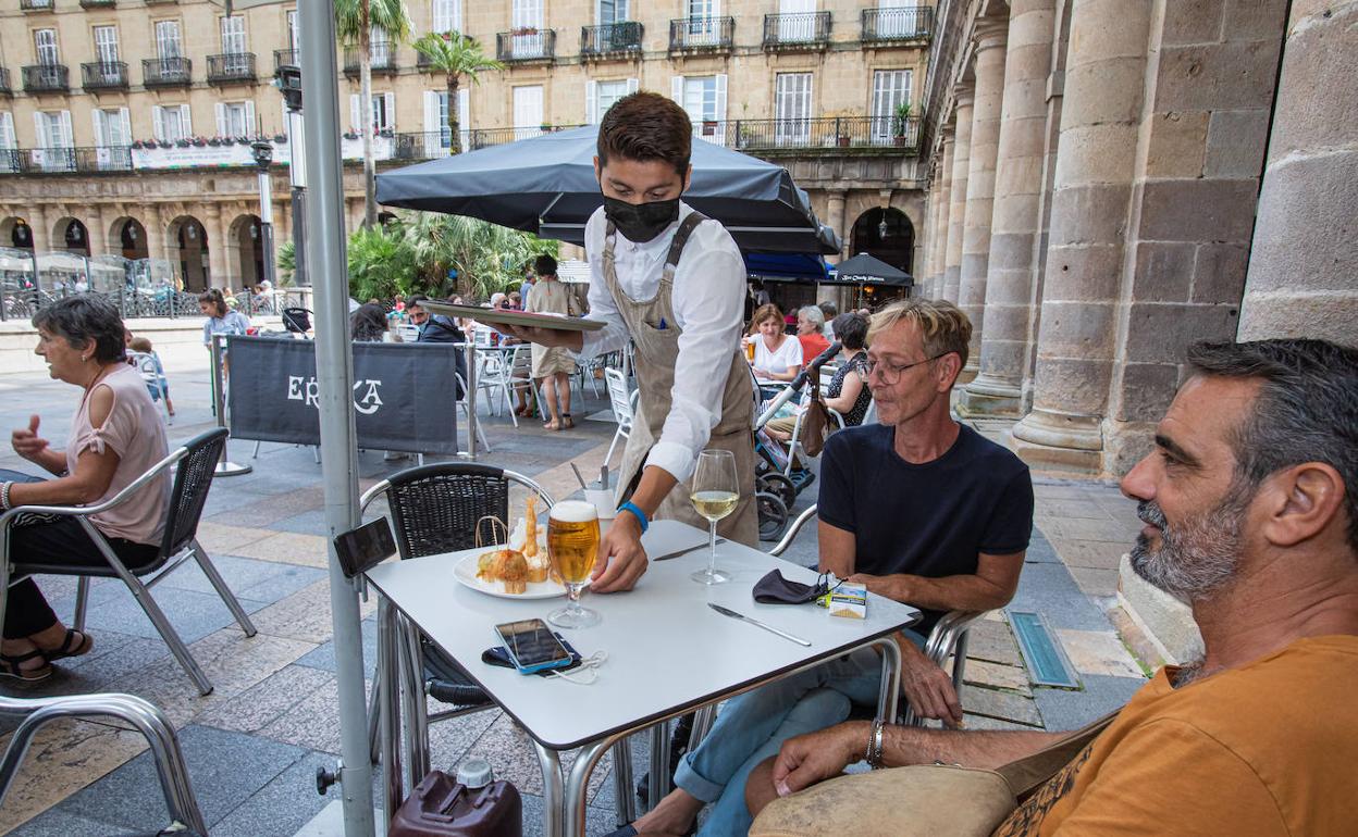 El empleo parcial se reduce al 13,7% del total, su dato más bajo en 10 años