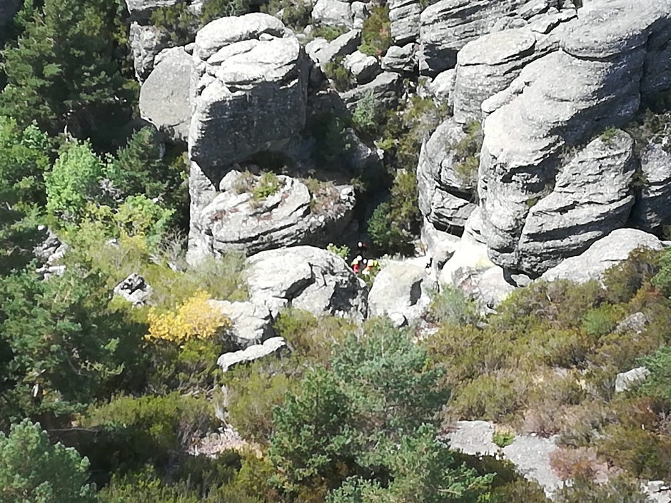 Rescatan a un montañero herido en el paraje de las Calderas