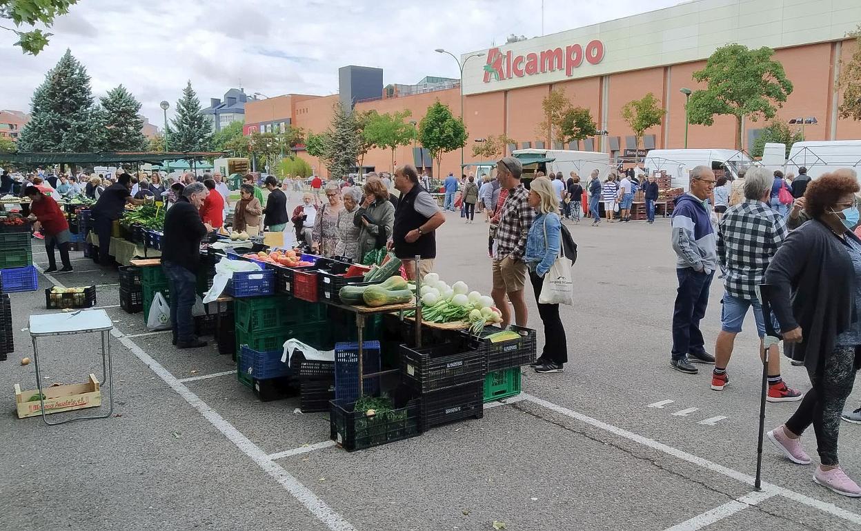 La nueva ubicación cuenta con más espacio para vendedores y clientes. 