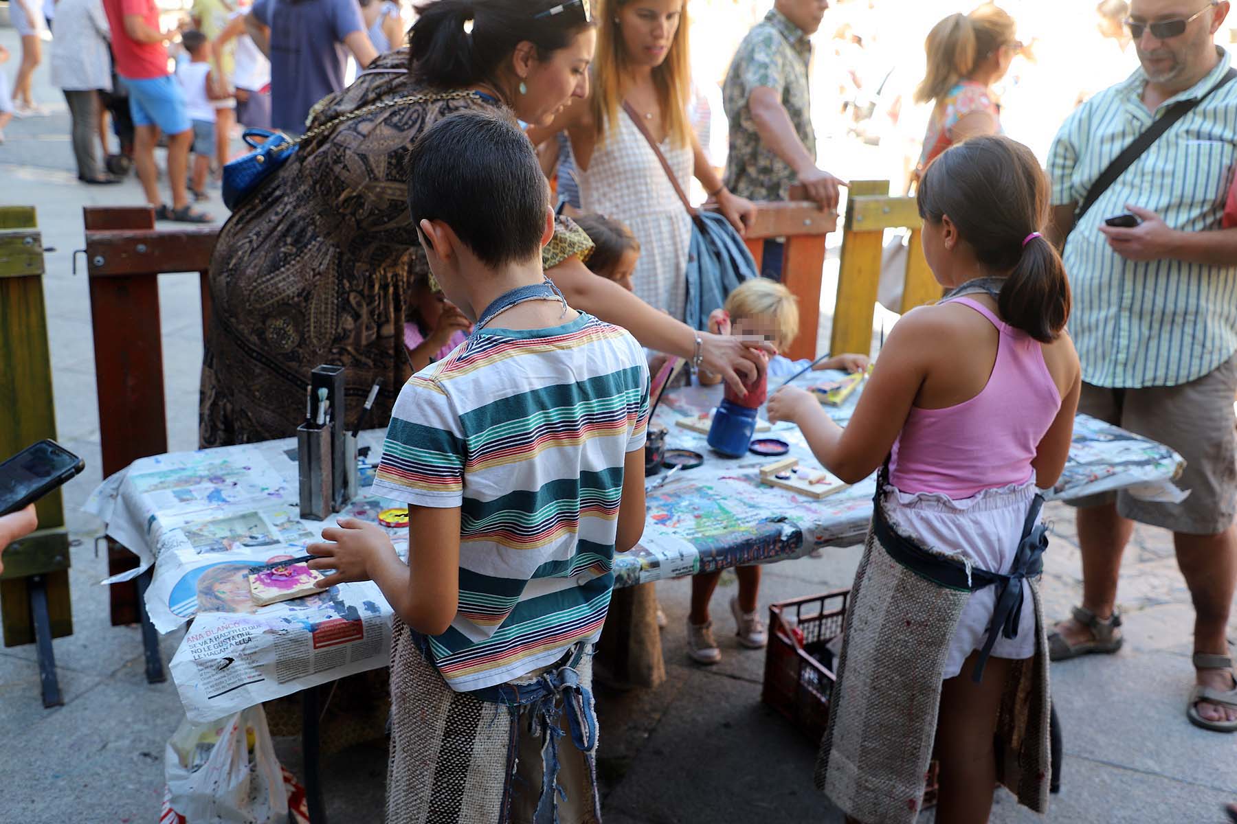 Fotos: El teatro toma la calle de Burgos