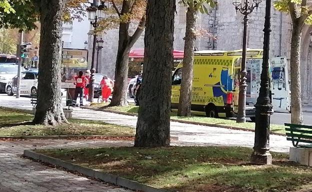 Herido un motorista tras chocar contra una farola en La Merced