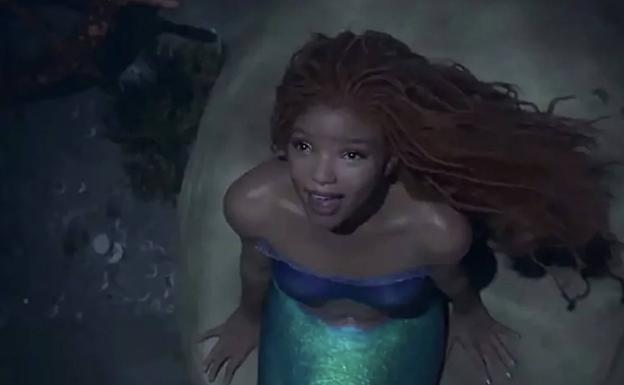 La actriz Halle Bailey, en un fotograma del tráiler de la nueva película de 'La Sirenita'