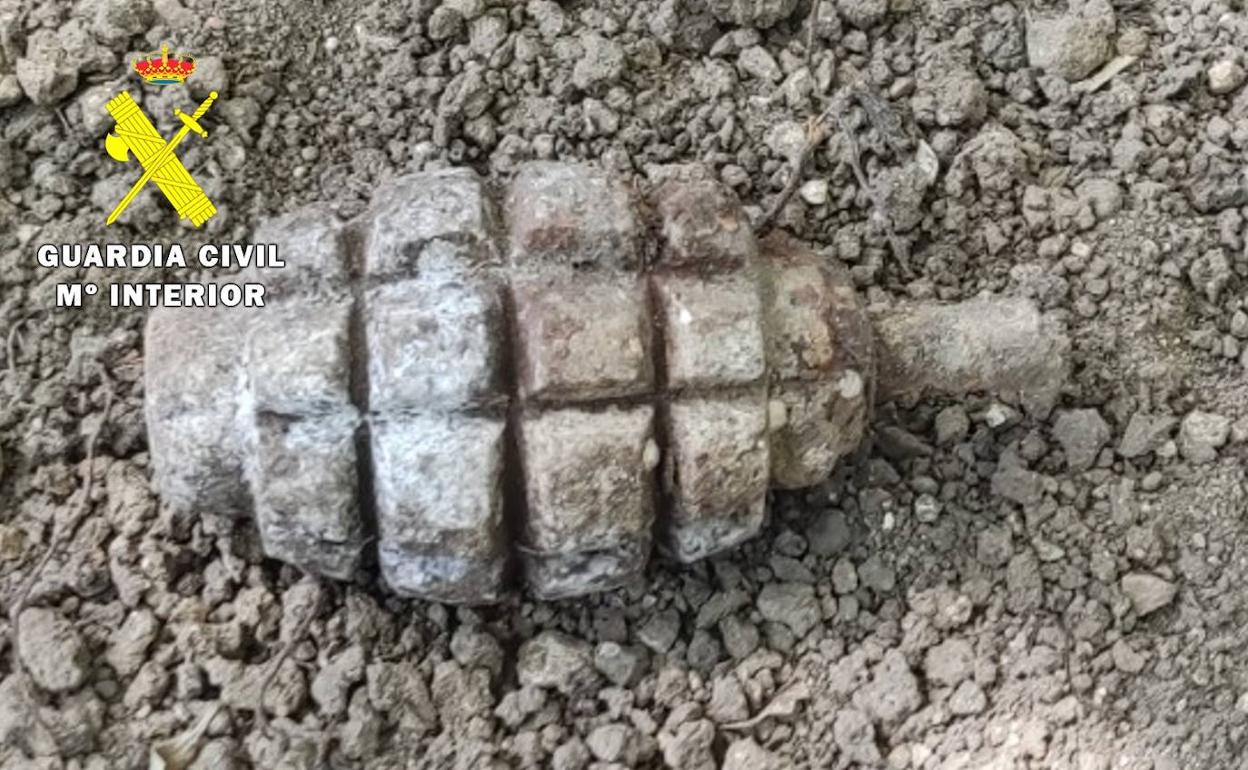 Granada de mano hallada en la provincia de Burgos.