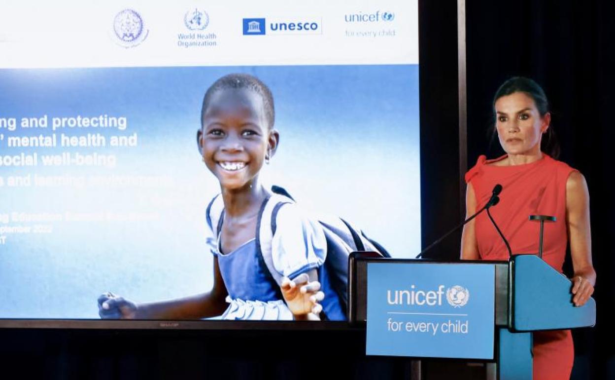 La reina Letizia durante su discurso en una reunión organizada por Unicef, Unesco y OMS