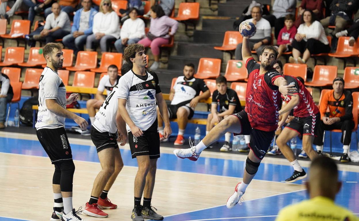 Imagen del partido contra el Zarautz. 