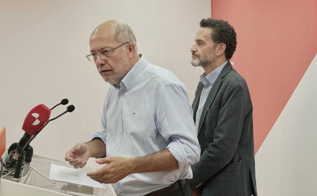 Francisco Igea y Edmundo Bal, durante la rueda de prensa. 