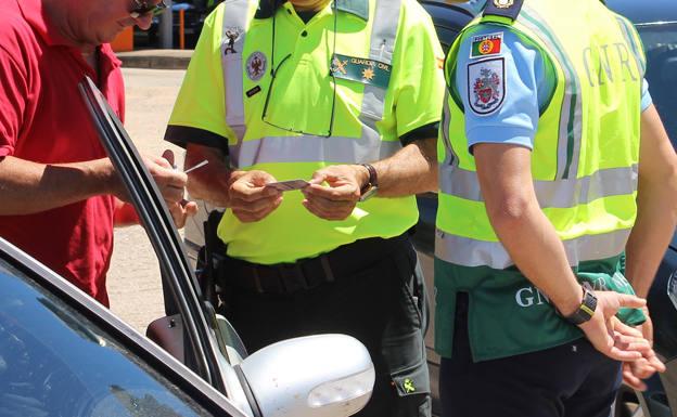 Interceptan en Burgos a un ciudadano portugués conduciendo con un carnet falso