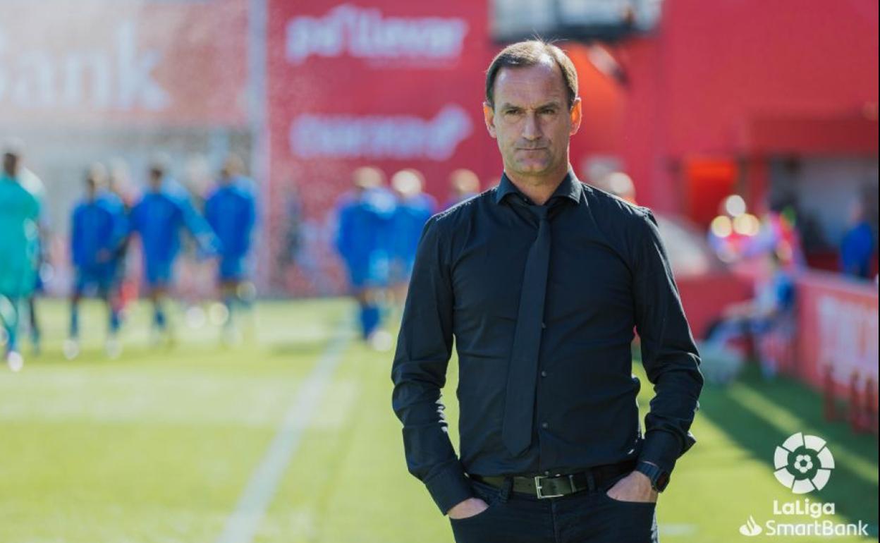 Joseba Etxeberría, entrenador del CD Mirnadés. 