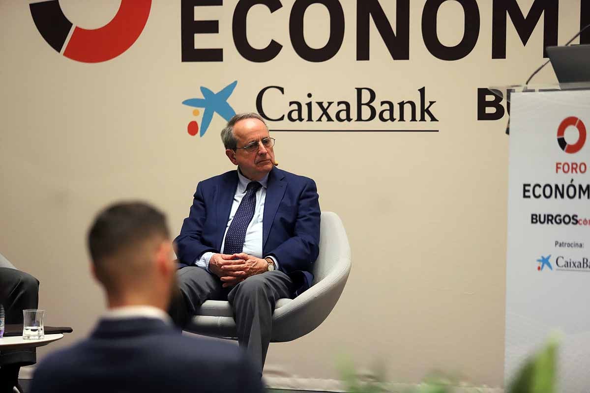 Fotos: Juan José Toribio, prestigioso y reconocido economista participa en el primer Foro Económico de BURGOSconecta