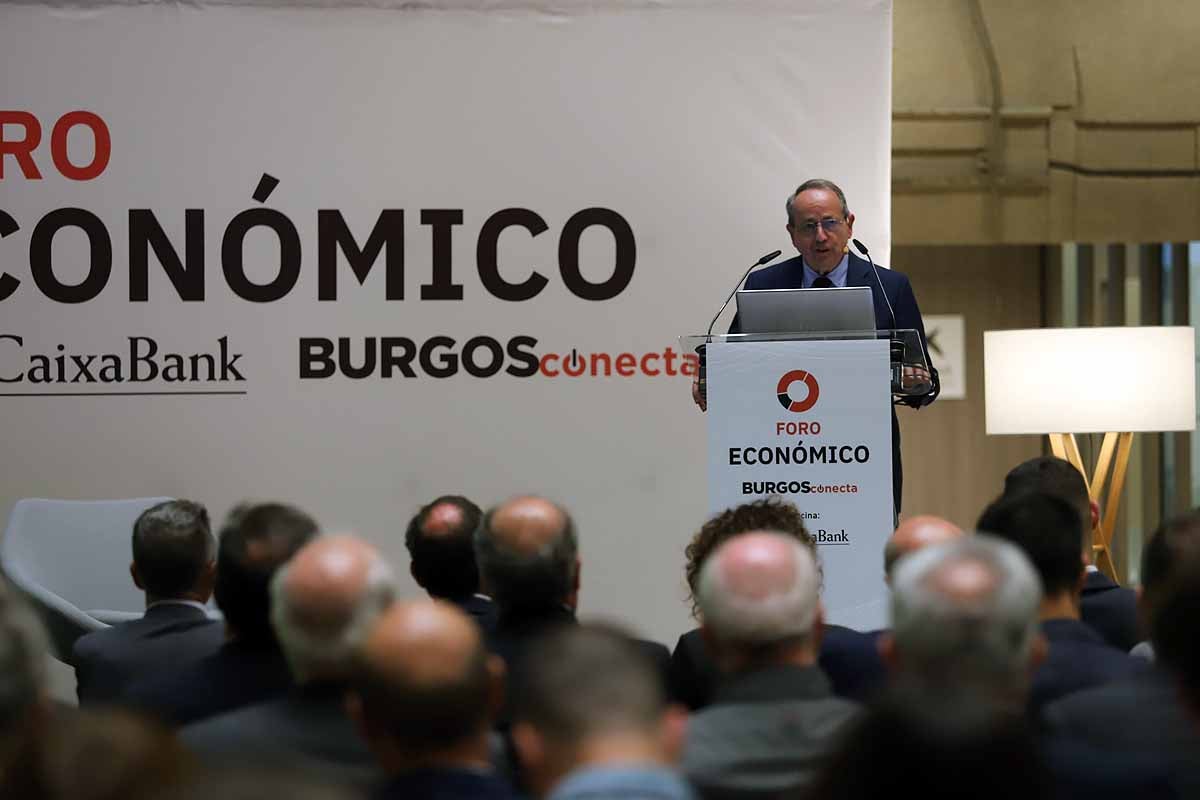 Fotos: Juan José Toribio, prestigioso y reconocido economista participa en el primer Foro Económico de BURGOSconecta