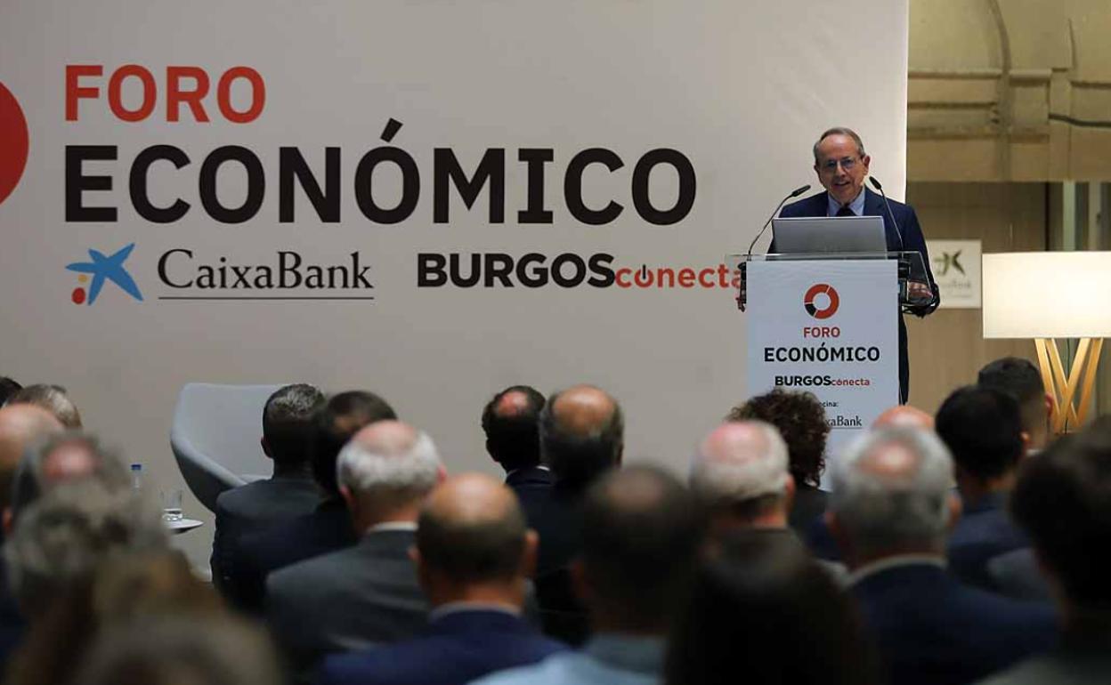 Juan José Toribio, prestigioso y reconocido economista, en el Foro Económicao BURGOSconecta. 