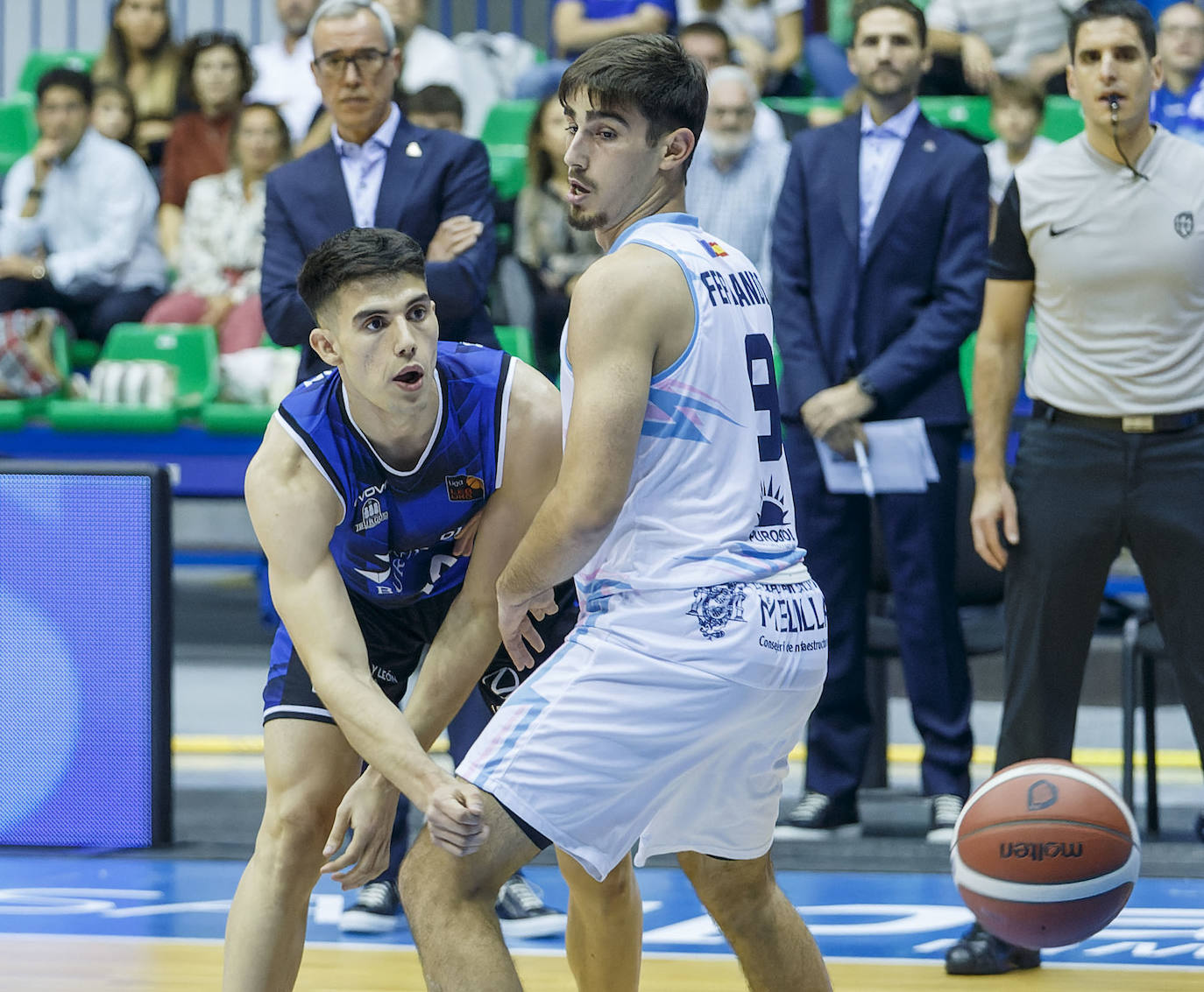 Fotos: Victoria del San Pablo frente al Melilla en su camino de regreso a ACB